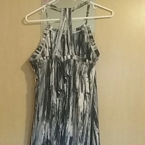 Dress - Picture 4 of 6